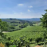 Maison d'hôtes Cà Trifolera - Tripla Con Bagno - In Romantico Cascinale Nei Vigneti Con Cantina Barbaresco