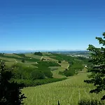 Ca Trifolera - Tripla Con Bagno - In Romantico Cascinale Nei Vigneti Con Cantina 게스트하우스