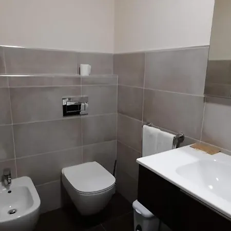Ca Trifolera - Tripla Con Bagno - In Romantico Cascinale Nei Vigneti Con Cantina ברברסקו