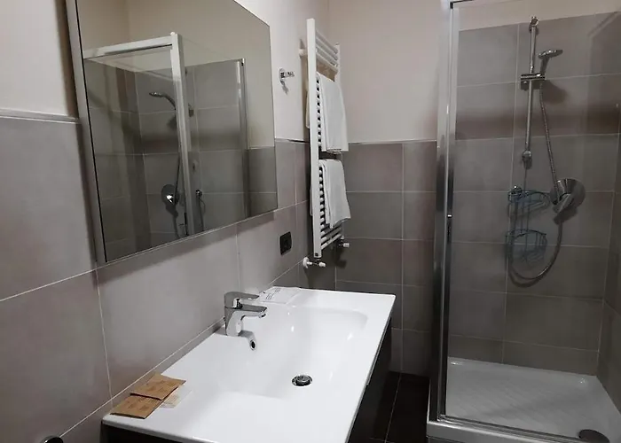 Cà Trifolera - Tripla Con Bagno - In Romantico Cascinale Nei Vigneti Con Cantina 3*
