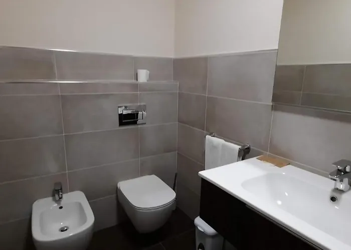 Cà Trifolera - Tripla Con Bagno - In Romantico Cascinale Nei Vigneti Con Cantina Barbaresco