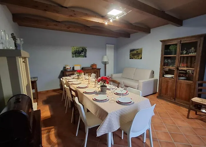 Cà Trifolera - Tripla Con Bagno - In Romantico Cascinale Nei Vigneti Con Cantina Affittacamere